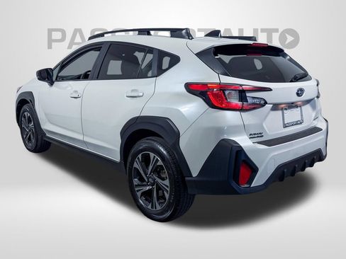 Used 2024 Subaru Crosstrek 2.0i Premium AWD/4WD image 5