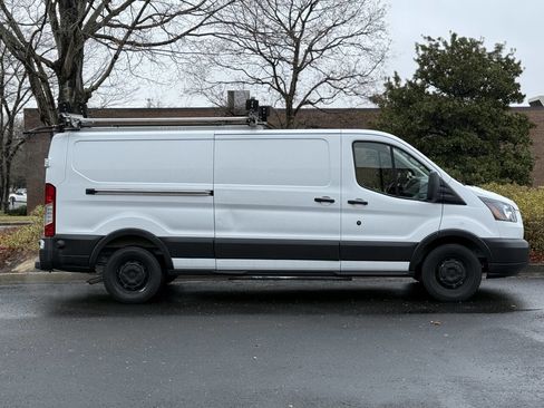 Used 2017 Ford Transit 250 148 Low Roof image 4