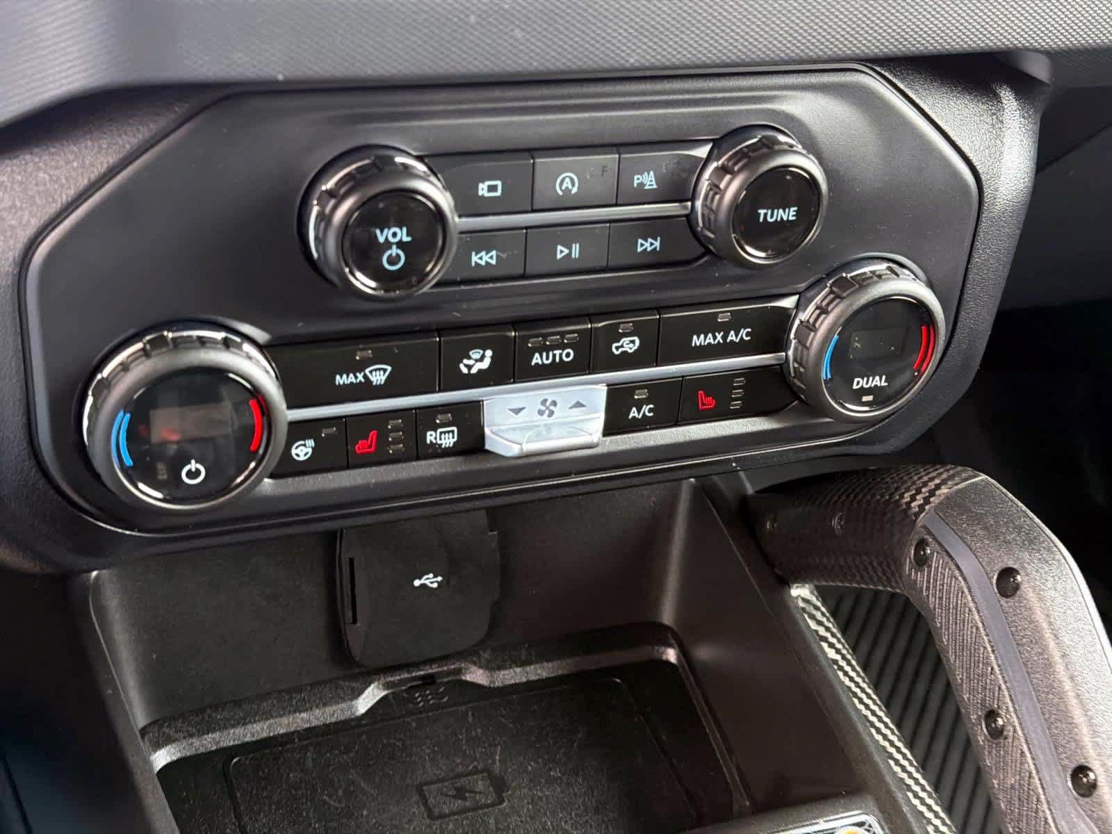 Used 2023 Ford Bronco Raptor AWD/4WD image 25