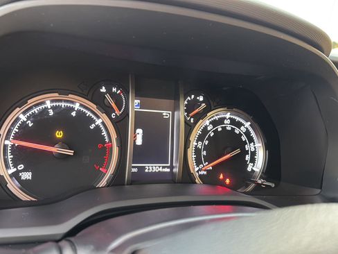 Certified 2023 Toyota 4Runner TRD Off-Road Premium w/ Moonroof Package image 20