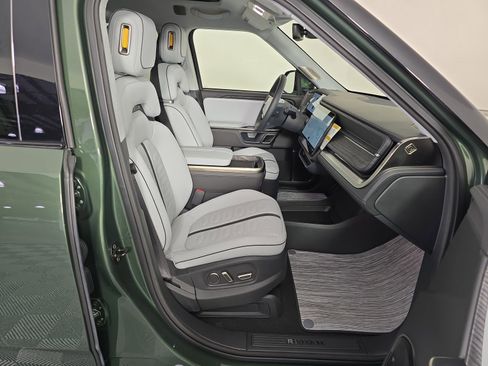 Used 2023 Rivian R1S Adventure AWD/4WD image 23