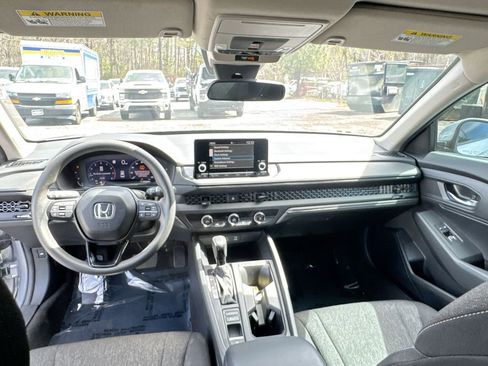 Used 2024 Honda Accord LX image 29