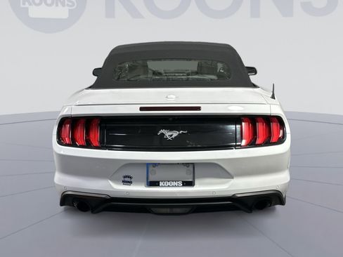 Used 2021 Ford Mustang Premium image 5