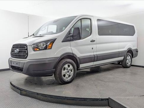 Used 2018 Ford Transit 350 XLT RWD image 2