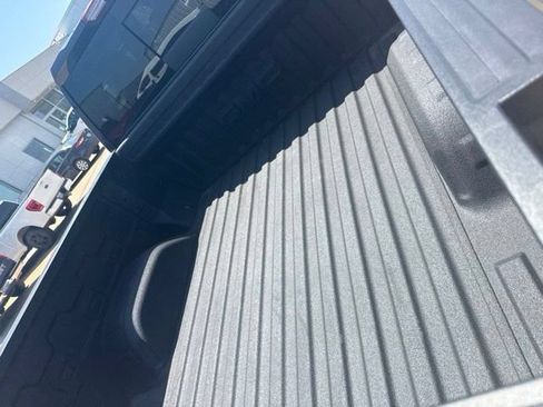 Used 2026 GMC Sierra 1500 AT4 w/ AT4 Premium Package AWD/4WD image 17