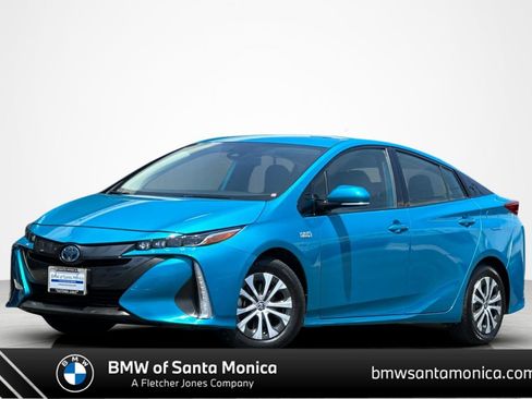 Used 2020 Toyota Prius Prime LE FWD image 1