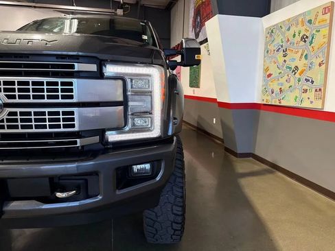 Used 2017 Ford F250 Platinum w/ Platinum Ultimate Package AWD/4WD image 65