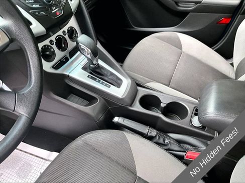 Used 2014 Ford Focus SE FWD image 13
