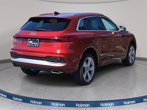 New 2025 Audi Q5 Premium Plus image 3