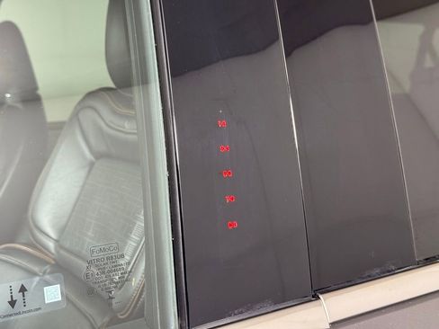 Certified 2024 Lincoln Navigator L Black Label AWD/4WD image 12