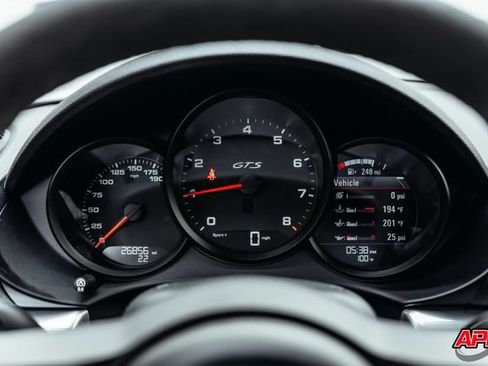 Used 2018 Porsche 718 Cayman GTS RWD image 10
