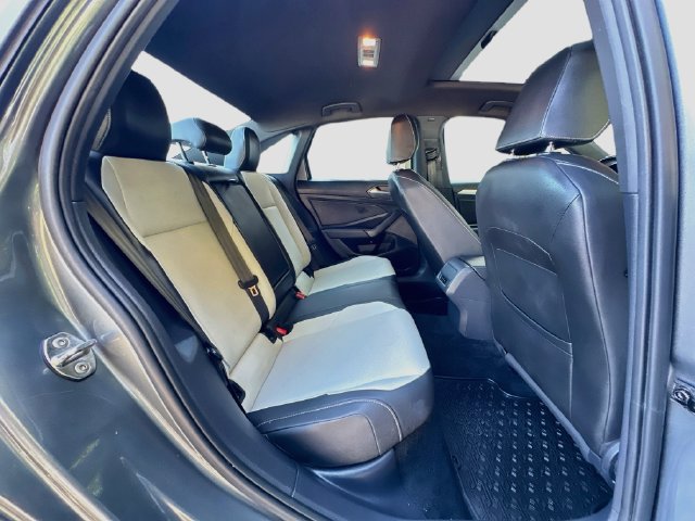 Used 2019 Volkswagen Jetta R-Line w/ R-Line Cold Weather Package FWD image 28