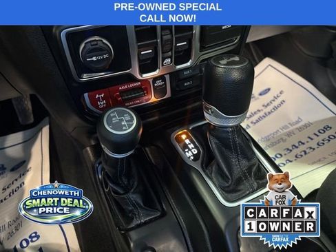 Used 2024 Jeep Wrangler Unlimited AWD/4WD image 11