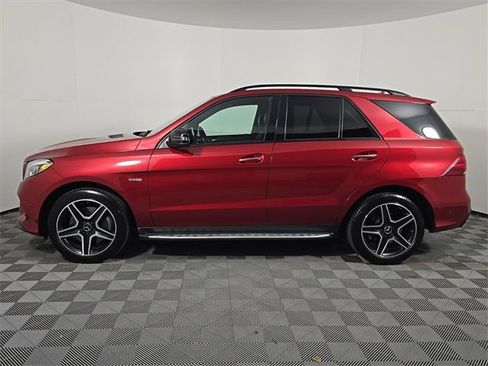 Used 2017 Mercedes-Benz GLE 43 AMG 4MATIC image 2
