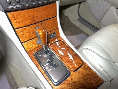 Used 2002 Lexus LS 430 image 23