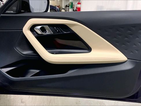 Used 2025 BMW M240i xDrive Coupe image 23