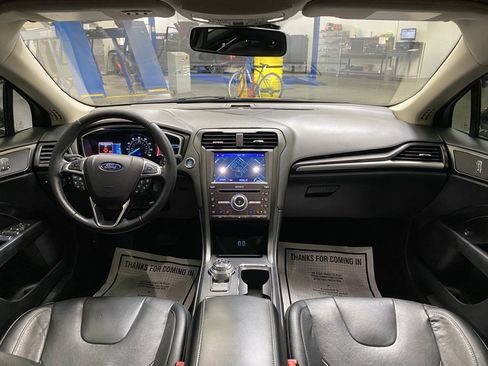 Used 2020 Ford Fusion Titanium image 40