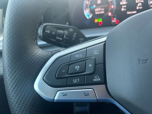 New 2026 Volkswagen Tiguan SE R-Line image 20