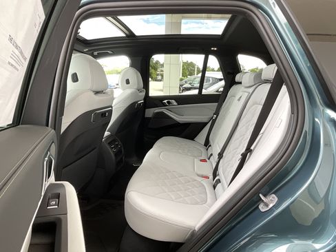 New 2026 BMW X5 sDrive40i image 26