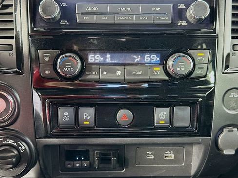 Used 2021 Nissan Titan PRO-4X w/ Pro-4x Utility Package AWD/4WD image 16