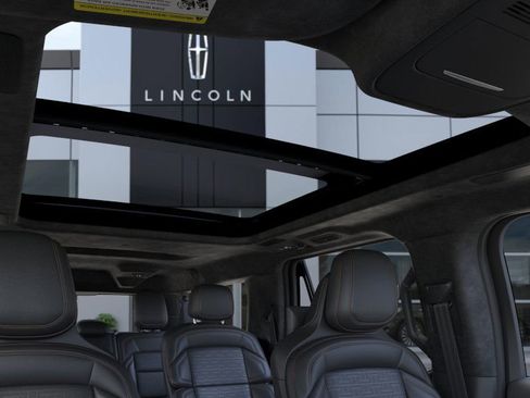 New 2025 Lincoln Navigator L Black Label image 22