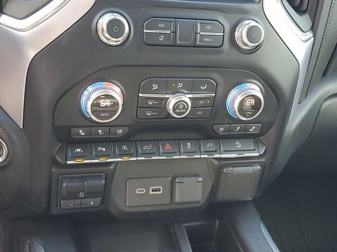 Used 2021 GMC Sierra 1500 SLT w/ SLT Premium Plus Package image 19