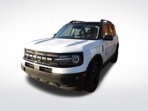 Certified 2023 Ford Bronco Sport Outer Banks w/ Tech Package image 12