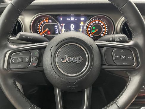 Used 2021 Jeep Gladiator Sport AWD/4WD image 19
