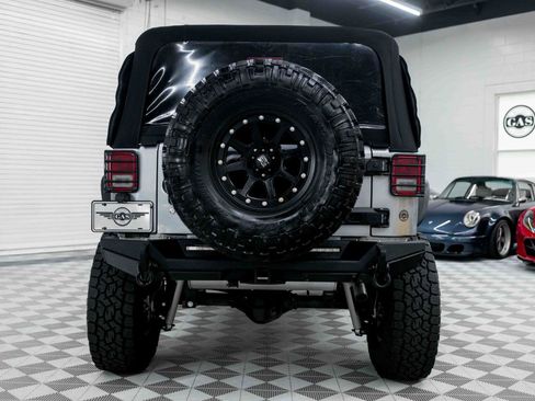 Used 2013 Jeep Wrangler Sport AWD/4WD image 8