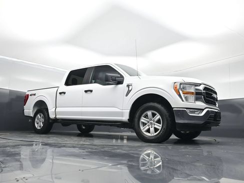 Used 2021 Ford F150 XLT w/ Trailer Tow Package AWD/4WD image 4