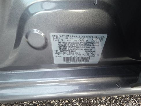 Used 2016 Nissan Versa Note SV FWD image 24