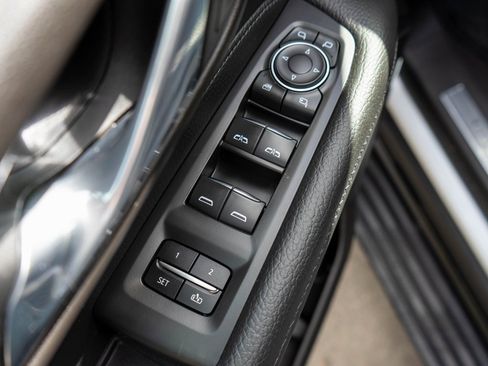 Used 2021 GMC Yukon Denali image 21