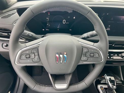 New 2026 Buick Envista Avenir image 7