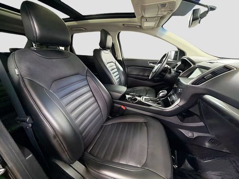 Used 2016 Ford Edge SEL w/ Equipment Group 201A AWD/4WD image 29