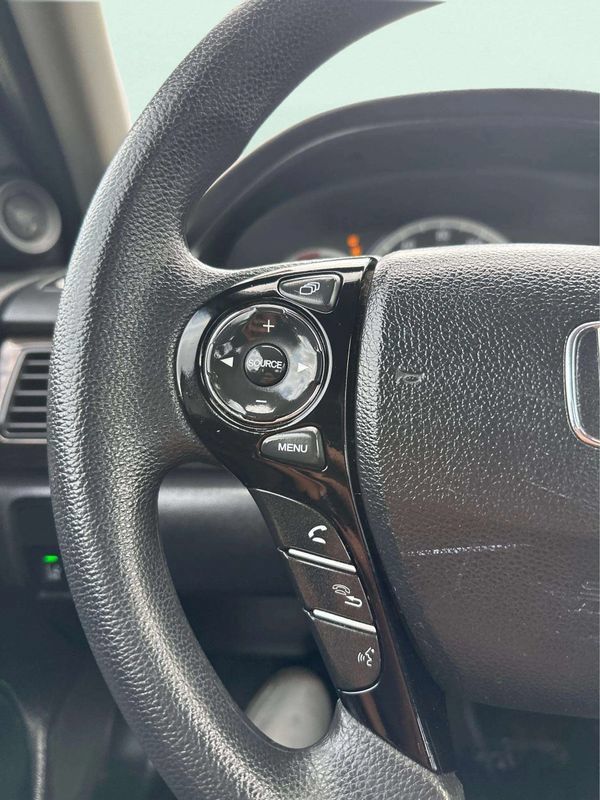 Used 2016 Honda Accord EX image 25