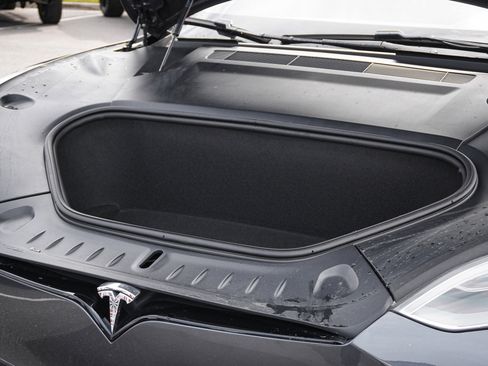 Used 2021 Tesla Model S Plaid image 33