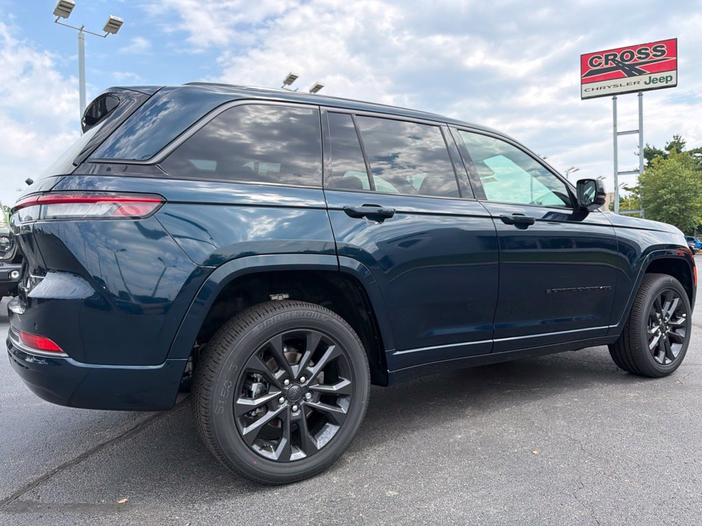 New 2026 Jeep Grand Cherokee Limited AWD/4WD image 42