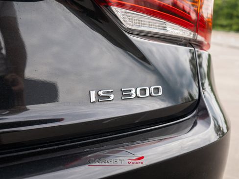 Used 2018 Lexus IS 300 F Sport w/ F Sport Package image 45