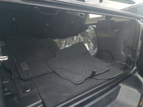 Used 2022 Jeep Wrangler Unlimited Rubicon w/ Steel Bumper Group image 14