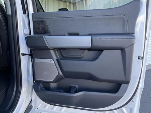 Used 2024 Ford F250 Lariat image 27