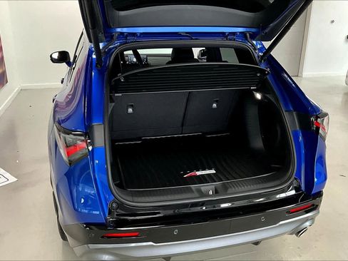 Certified 2025 Acura ADX A-Spec image 17