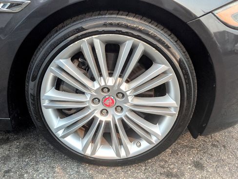 Used 2017 Jaguar XJ L Supercharged image 70