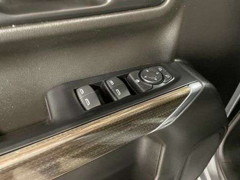 Used 2021 Chevrolet Silverado 1500 LT Trail Boss w/ Bed Protection Package AWD/4WD image 19