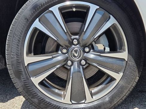 Used 2023 Lexus UX 250h AWD w/ Accessory Package (Z2) image 21