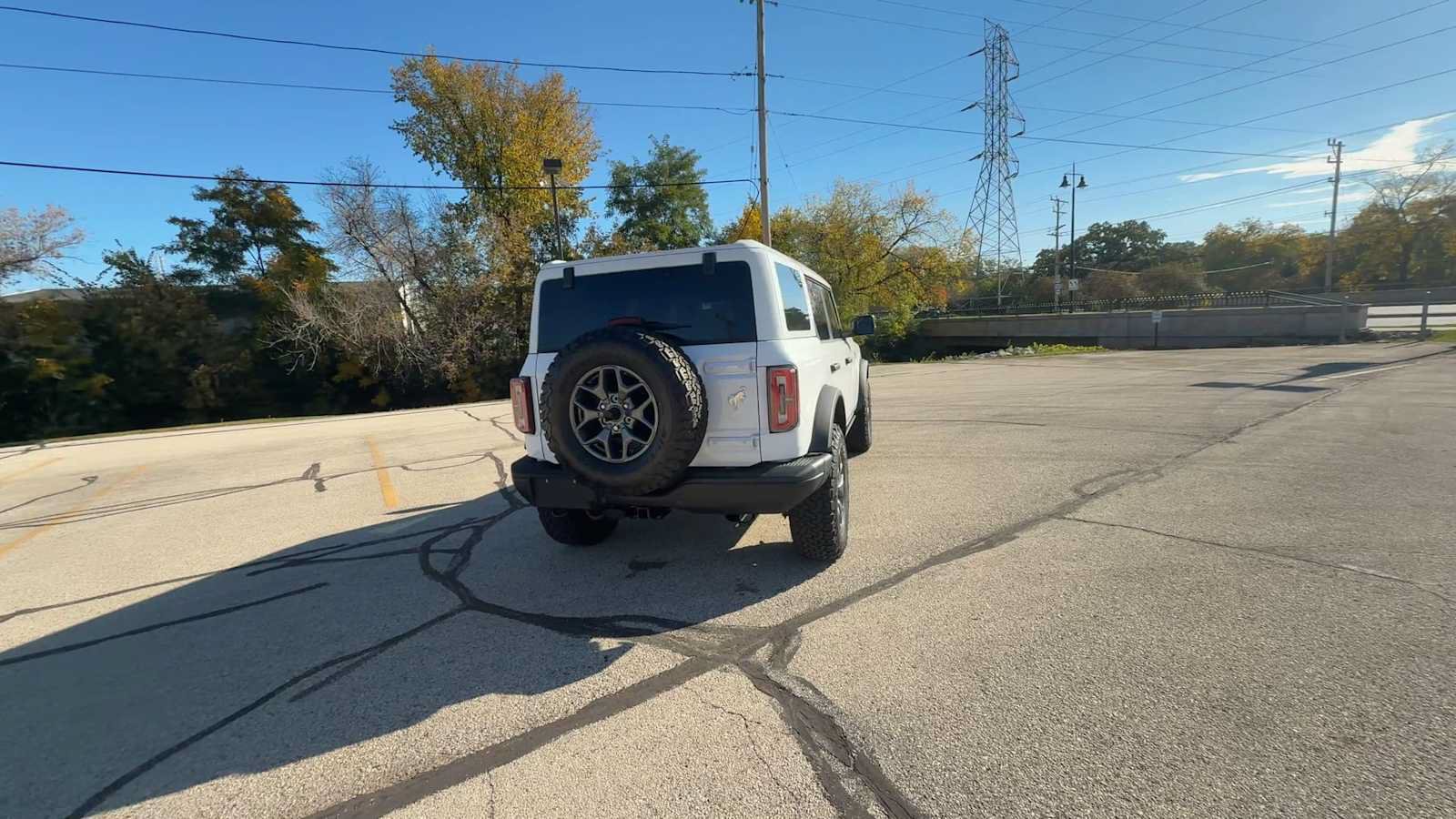 Used 2025 Ford Bronco Badlands AWD/4WD image 7