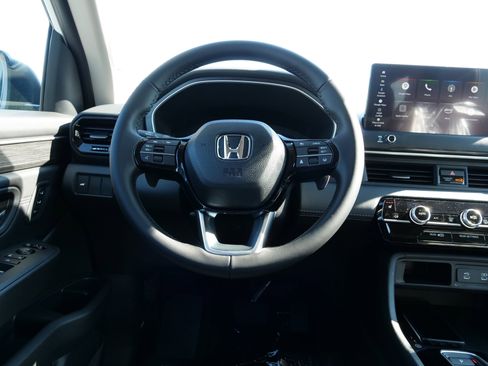 New 2026 Honda Pilot Touring image 19