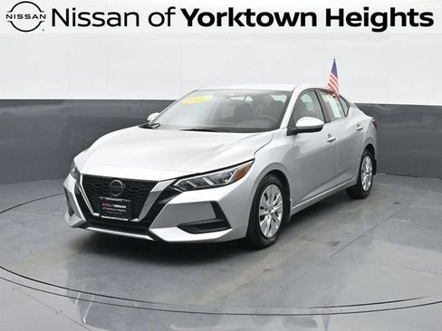 Used 2020 Nissan Sentra S image 1