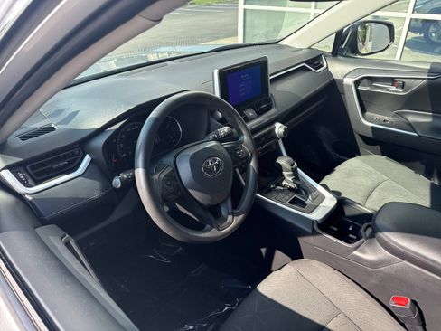 Used 2024 Toyota RAV4 XLE AWD/4WD image 10