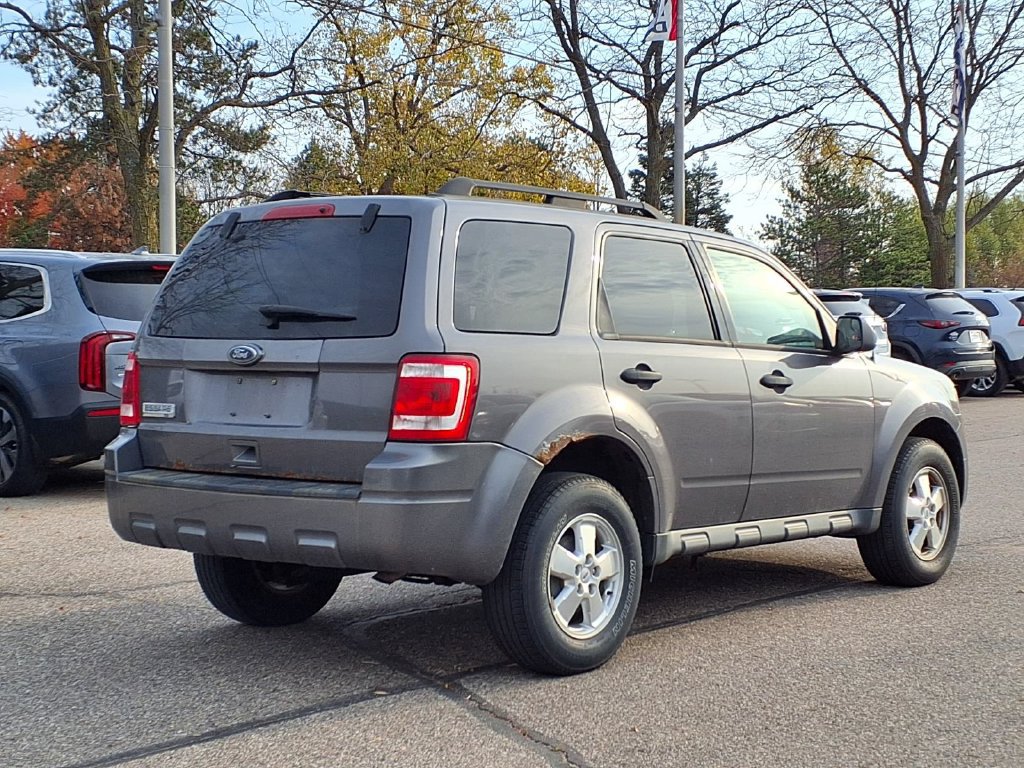 Used 2011 Ford Escape XLT w/ 201A Rapid Spec Order Code AWD/4WD image 4