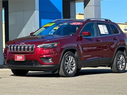 Used 2020 Jeep Cherokee Latitude Plus image 10